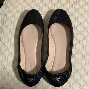 Gianni Bini black flats 🖤